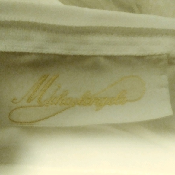 Stunning Wedding Dress - Picture 8 of 8